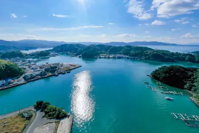 高知の海と山の風景